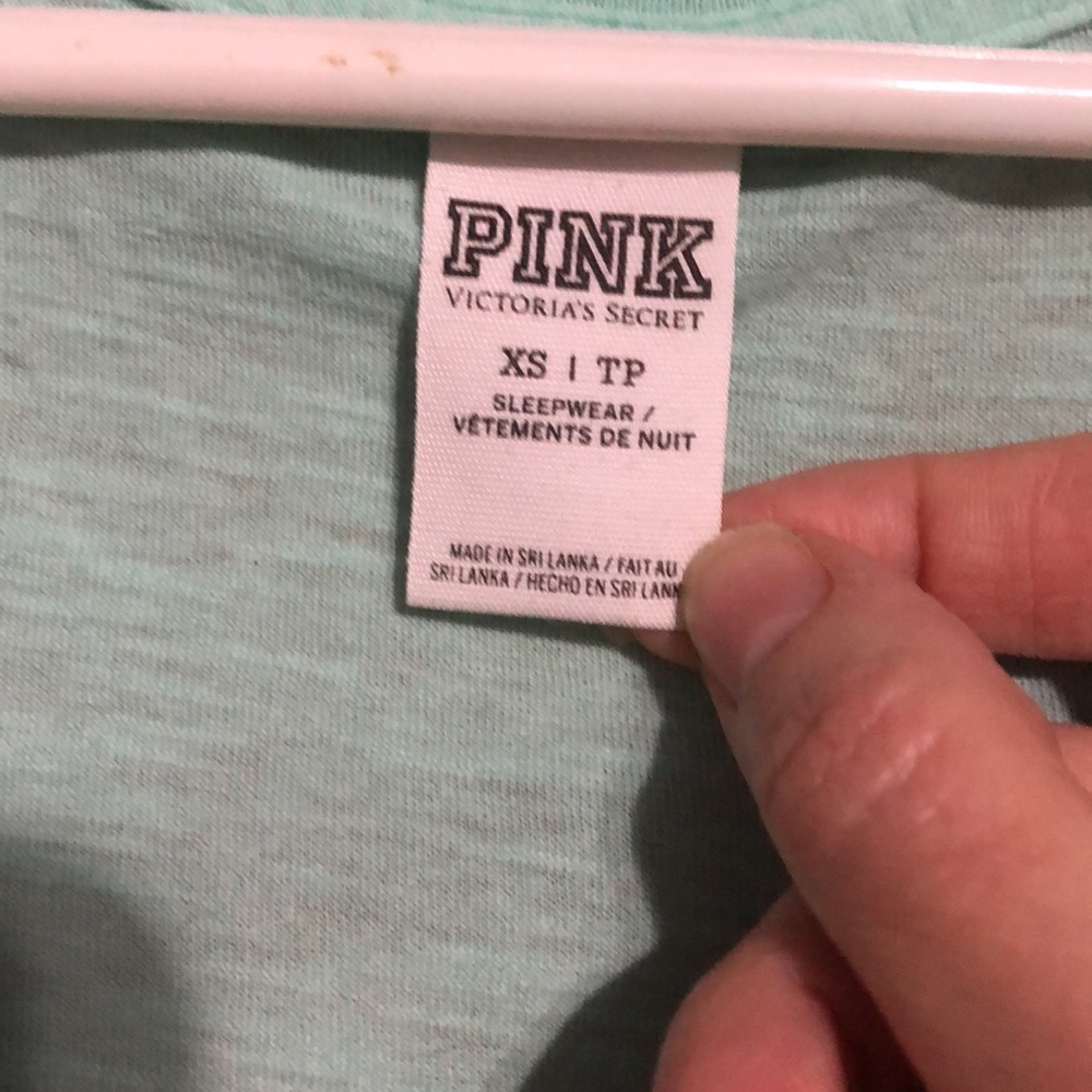 Pink🤑 - Picture 3 of 3
